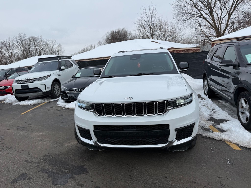 2021 Jeep Grand Cherokee Image 2