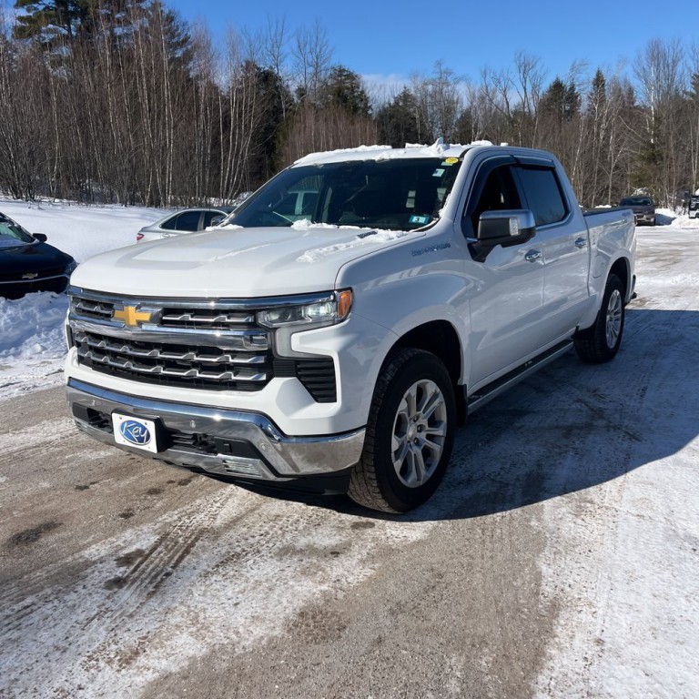 2022 Chevrolet Silverado 1500 Image 2