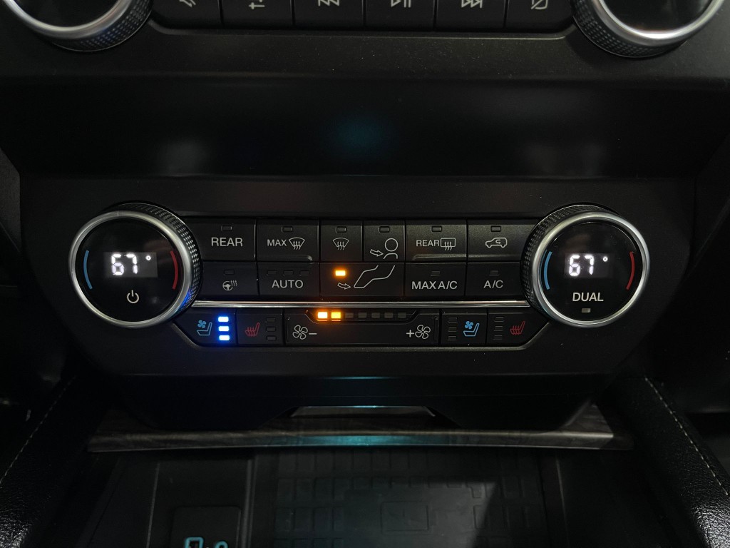 2020 Ford Expedition Image 25