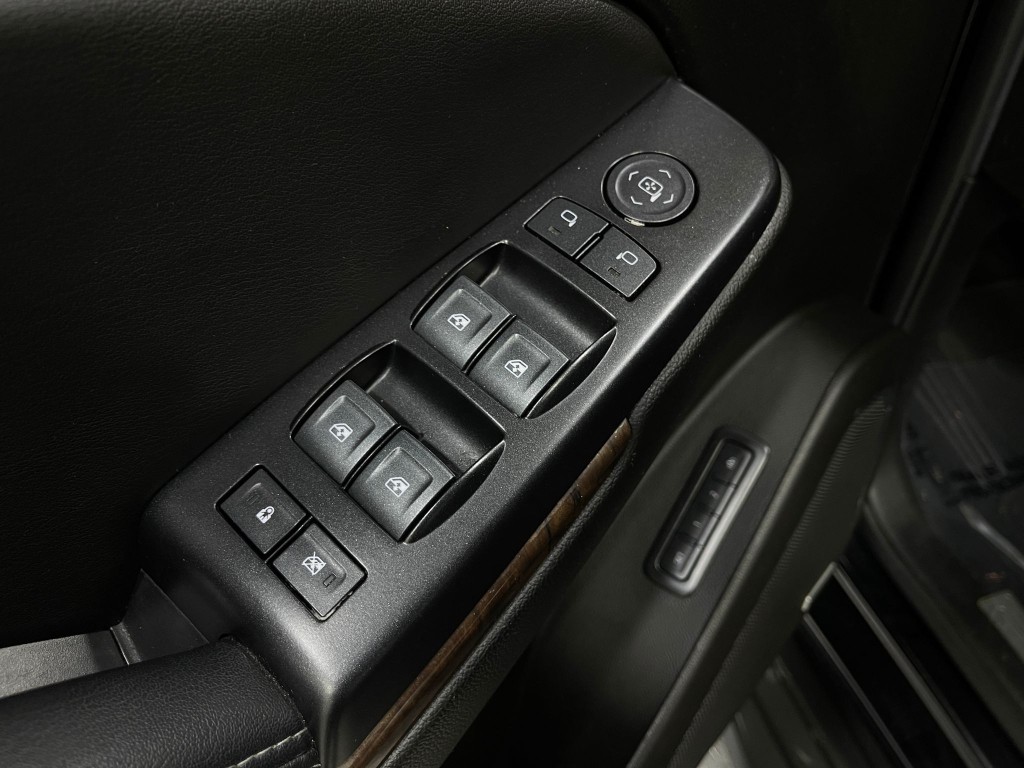 2020 Chevrolet Tahoe Image 17