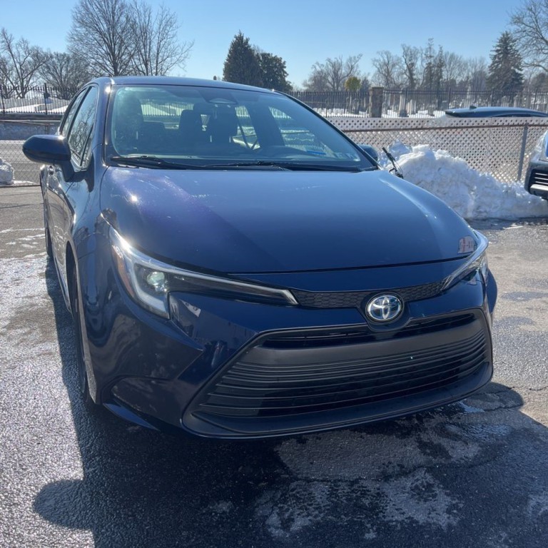 2023 Toyota Corolla Image 2