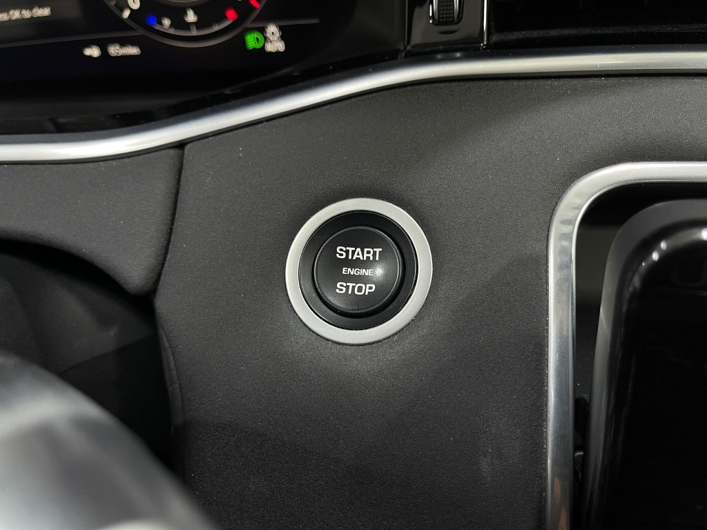 2020 Land Rover Range Rover Evoque Image 22