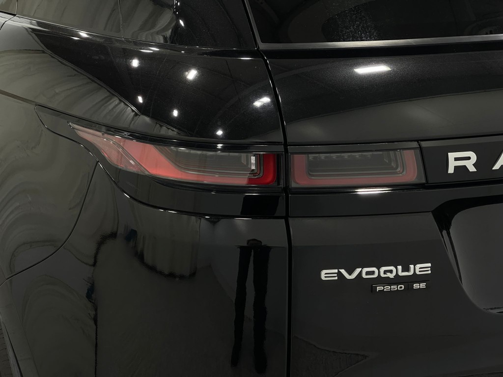 2020 Land Rover Range Rover Evoque Image 35