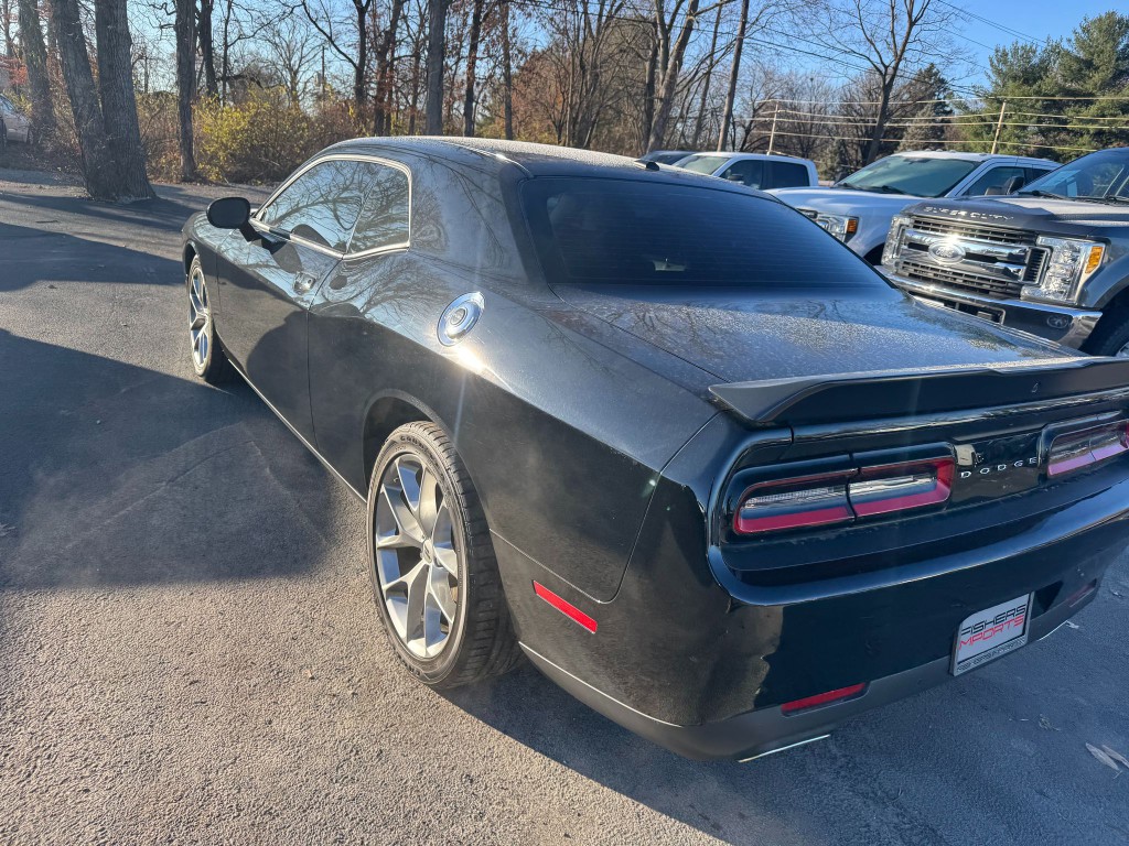 2023 Dodge Challenger Image 4
