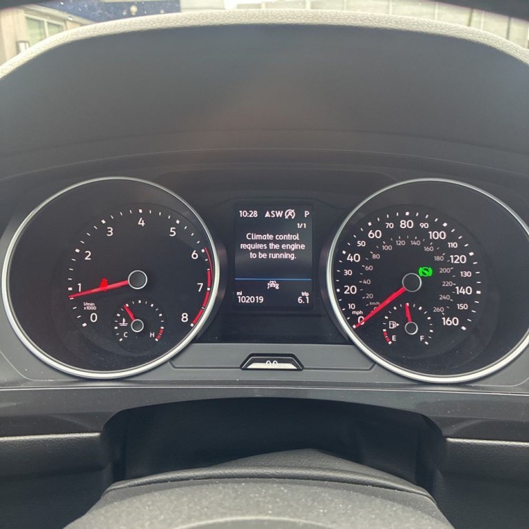 2021 Volkswagen Tiguan Image 8