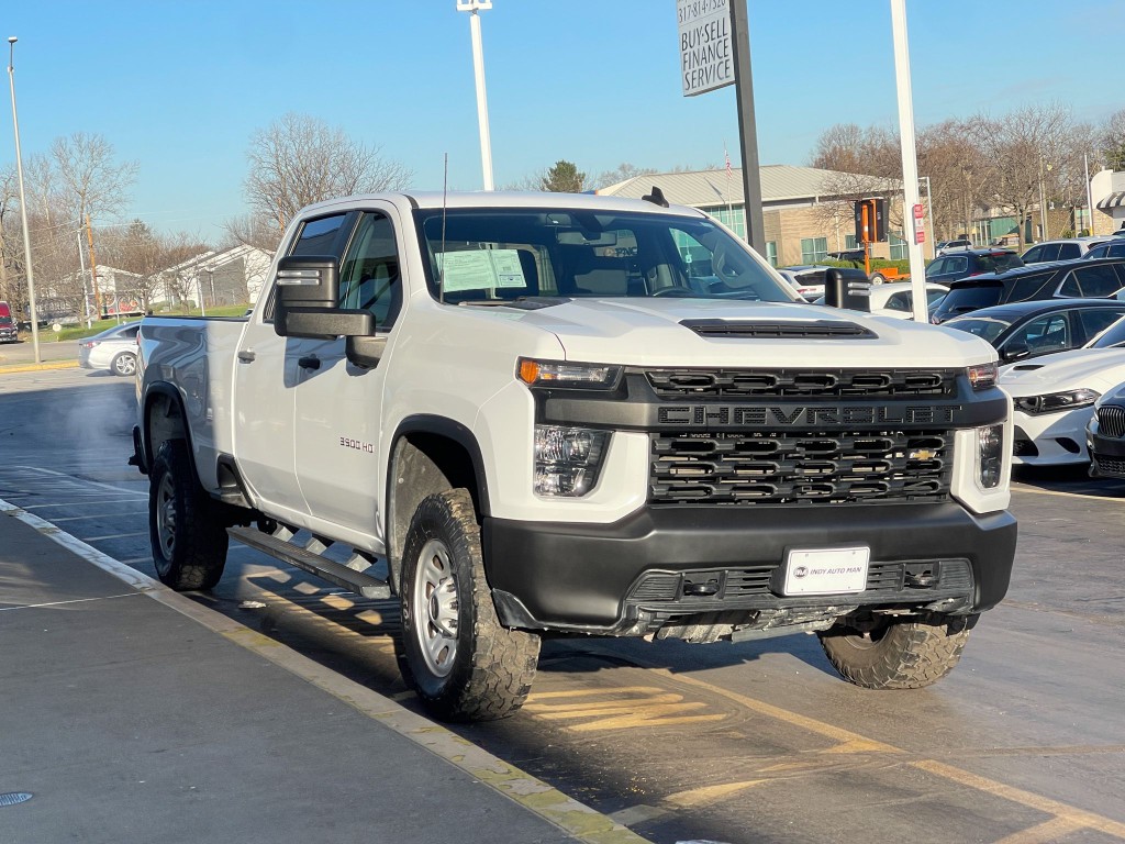 2022 Chevrolet Silverado 1500 Image 2