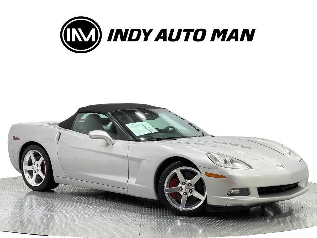 2005 Chevrolet Corvette Image 2