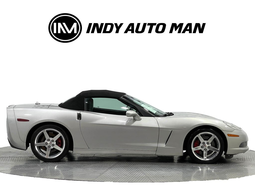 2005 Chevrolet Corvette Image 3