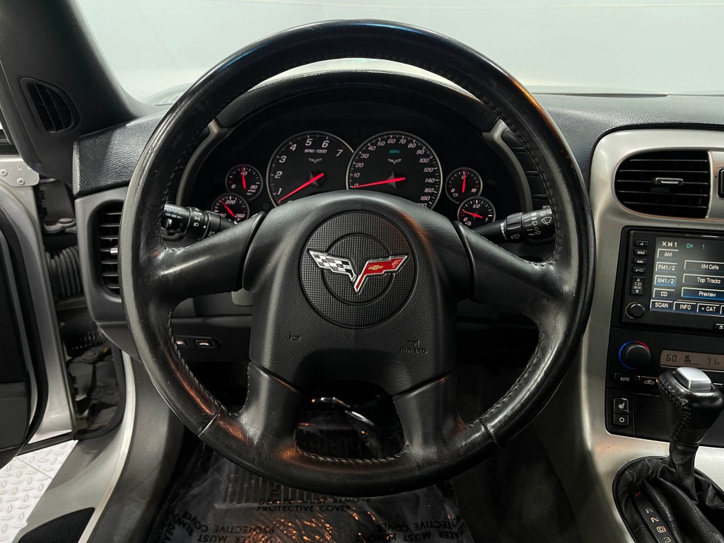 2005 Chevrolet Corvette Image 19