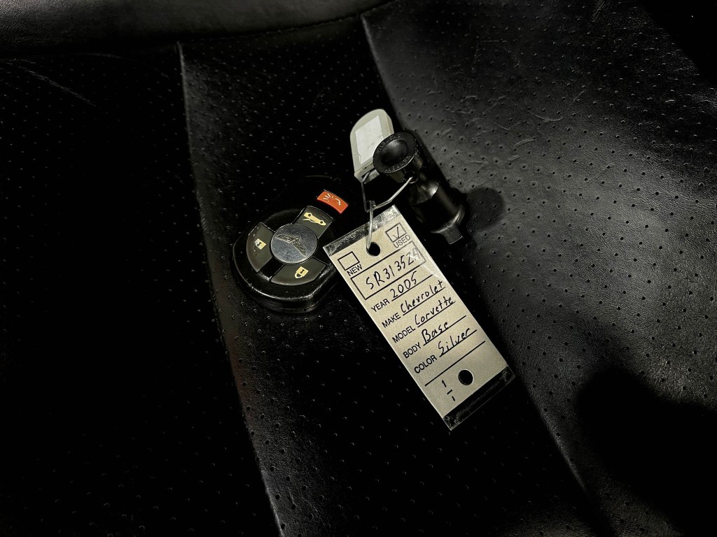 2005 Chevrolet Corvette Image 31