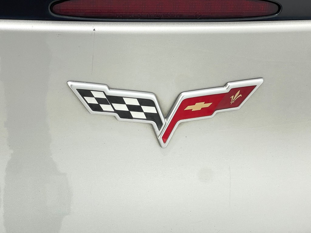 2005 Chevrolet Corvette Image 32