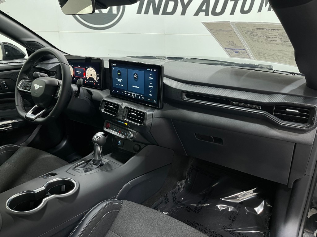 2026 Ford Mustang Image 18