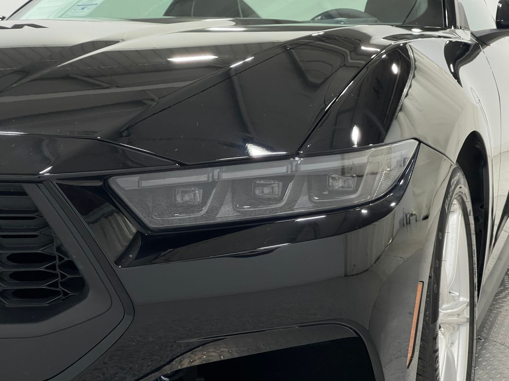 2026 Ford Mustang Image 32