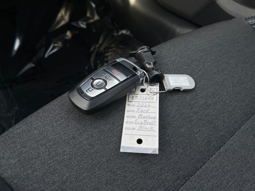 2026 Ford Mustang Image 36