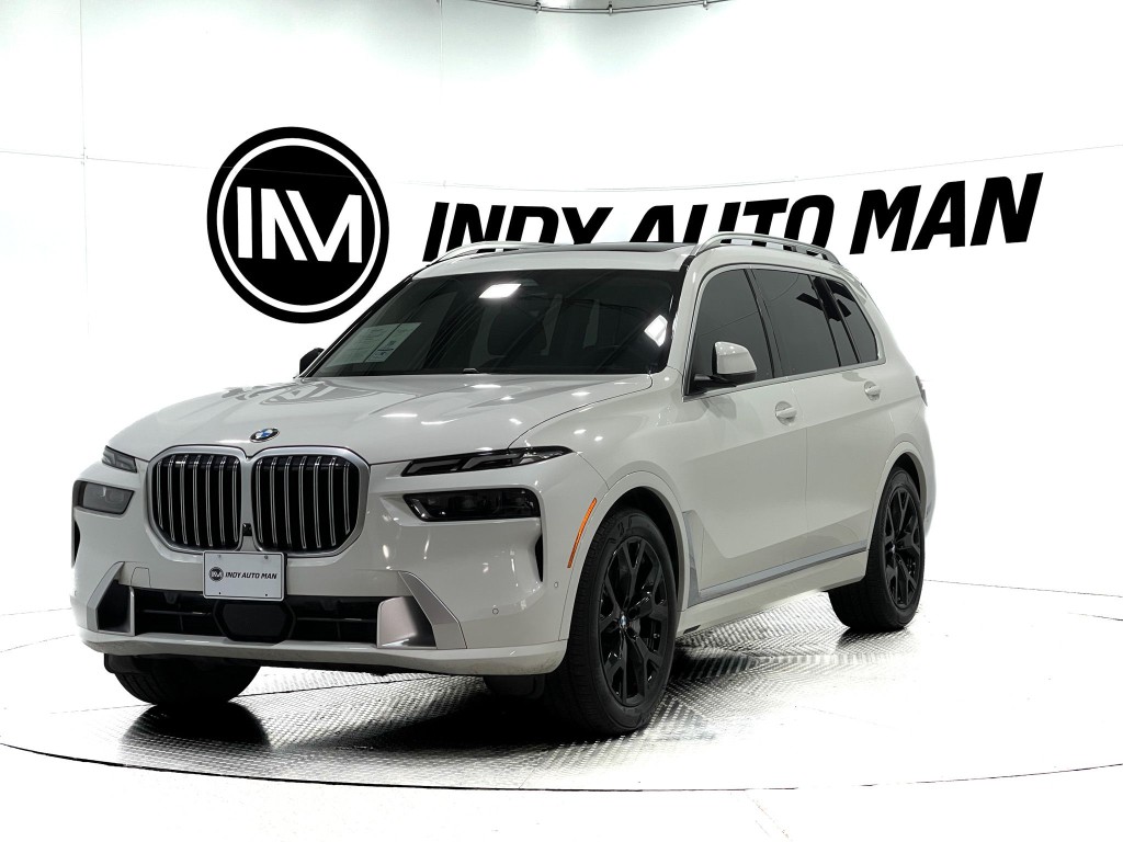 2023 BMW X7 Image 7