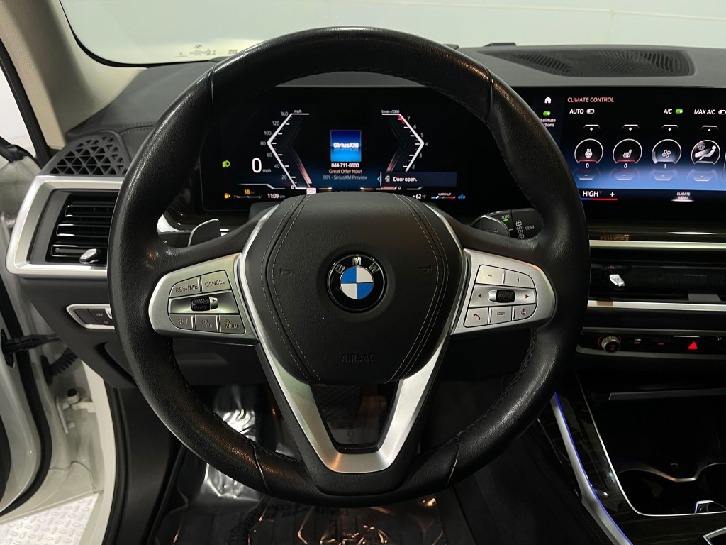 2023 BMW X7 Image 22