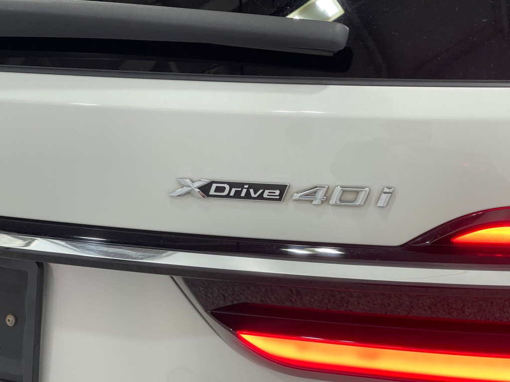 2023 BMW X7 Image 42