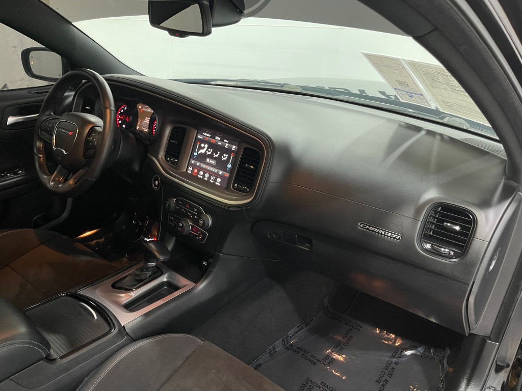 2022 Dodge Charger Image 19