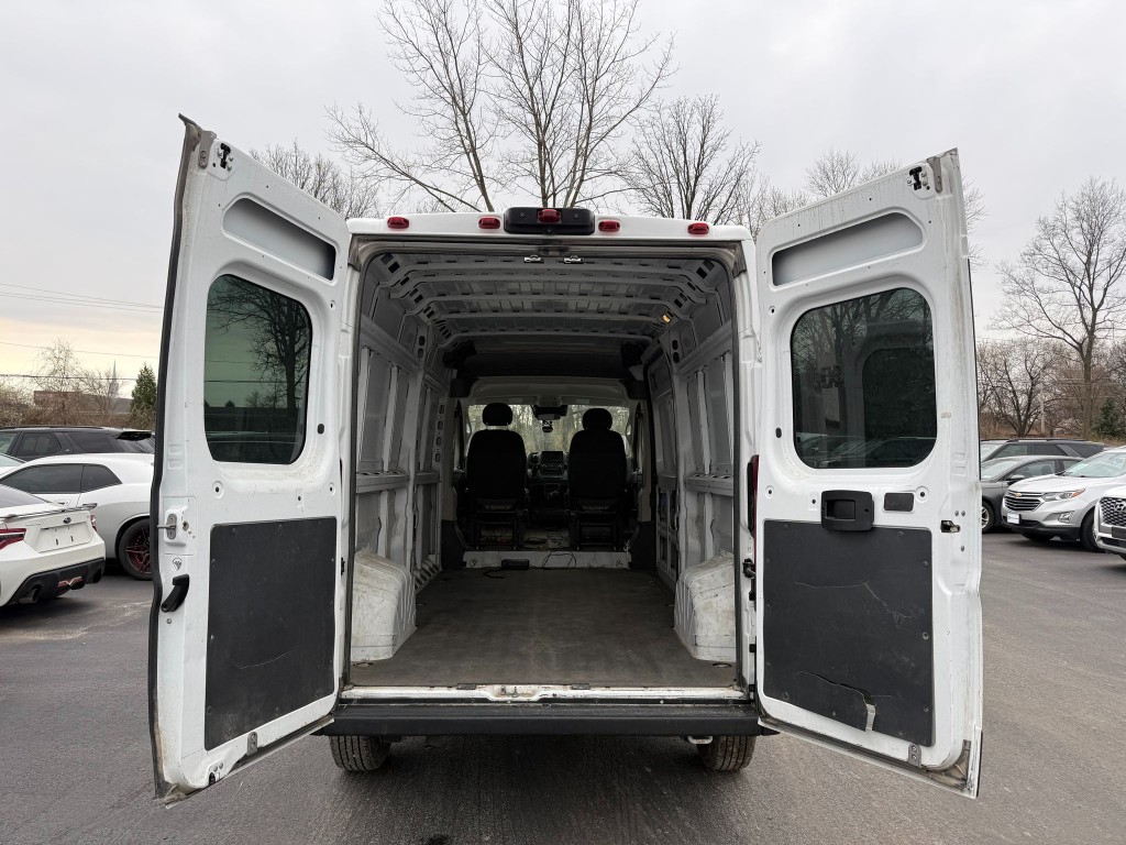 2022 RAM Promaster Image 6