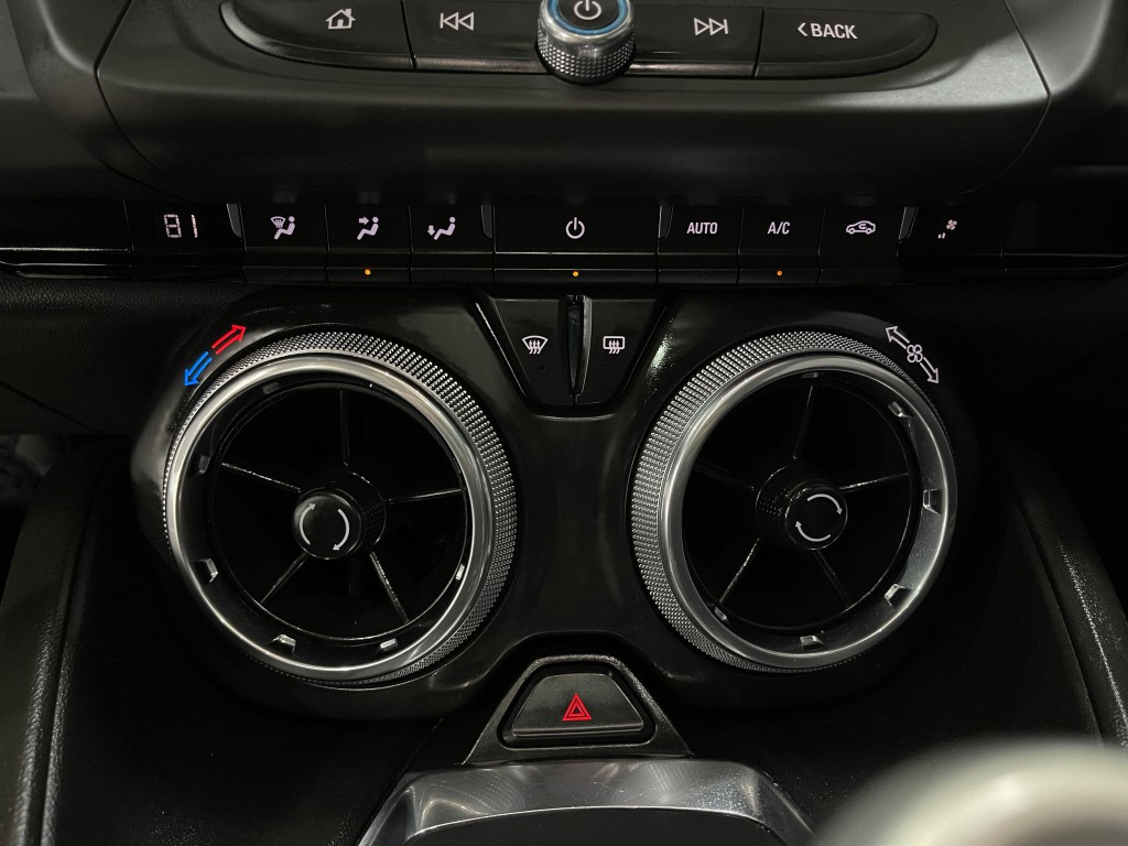 2022 Chevrolet Camaro Image 23