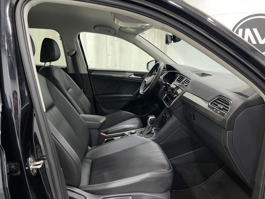 2022 Volkswagen Tiguan Image 30