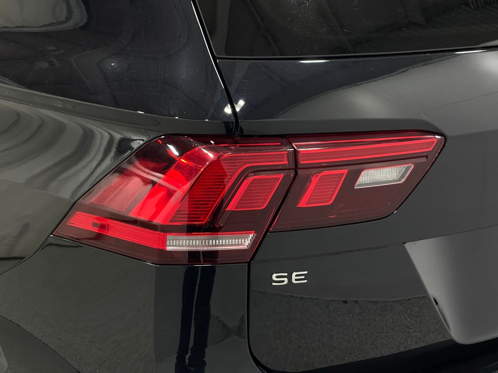 2022 Volkswagen Tiguan Image 32