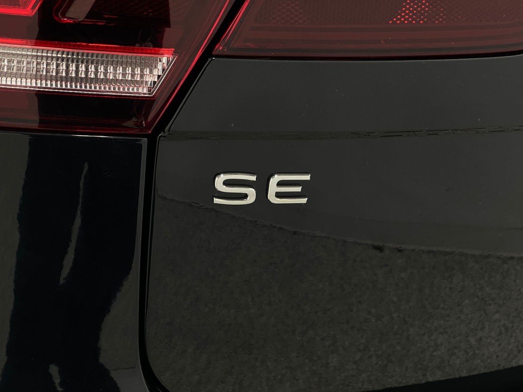 2022 Volkswagen Tiguan Image 37