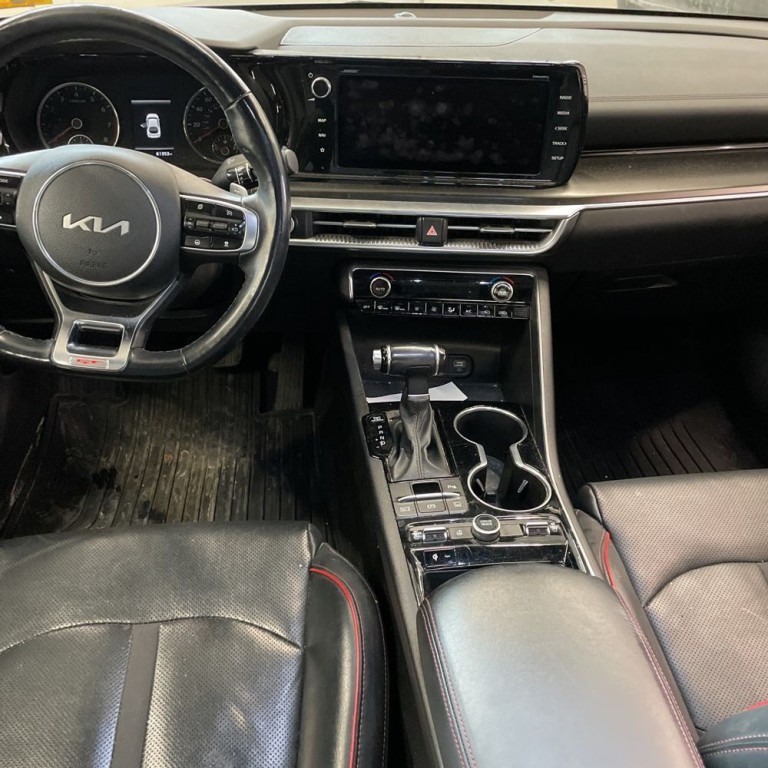 2022 Kia K5 Image 7