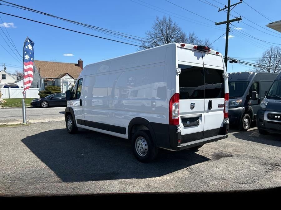 2022 RAM Promaster Image 4