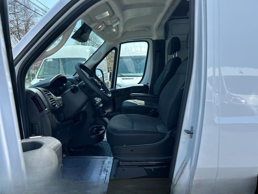 2022 RAM Promaster Image 5