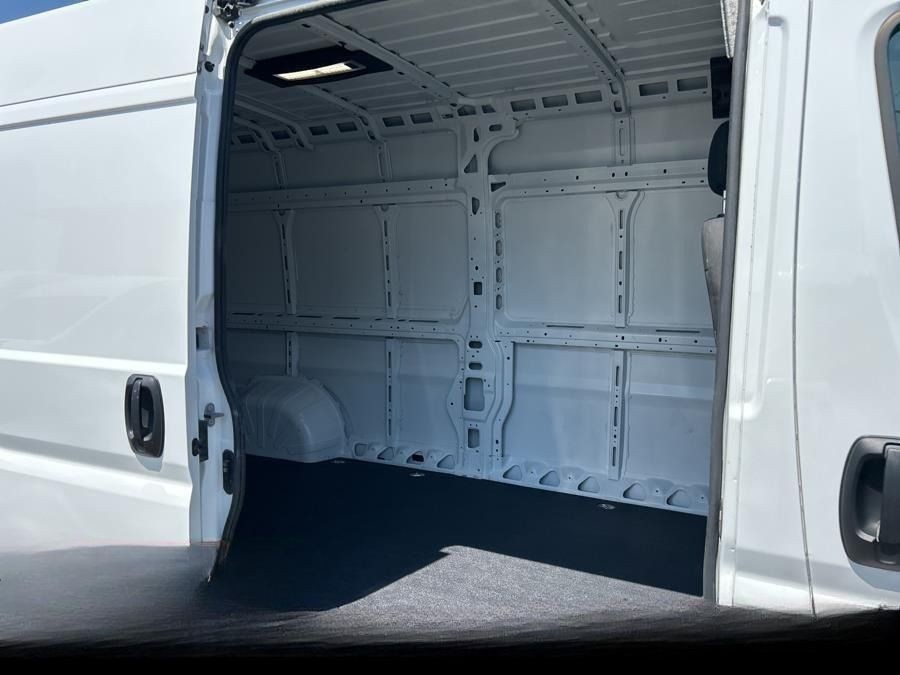 2022 RAM Promaster Image 7