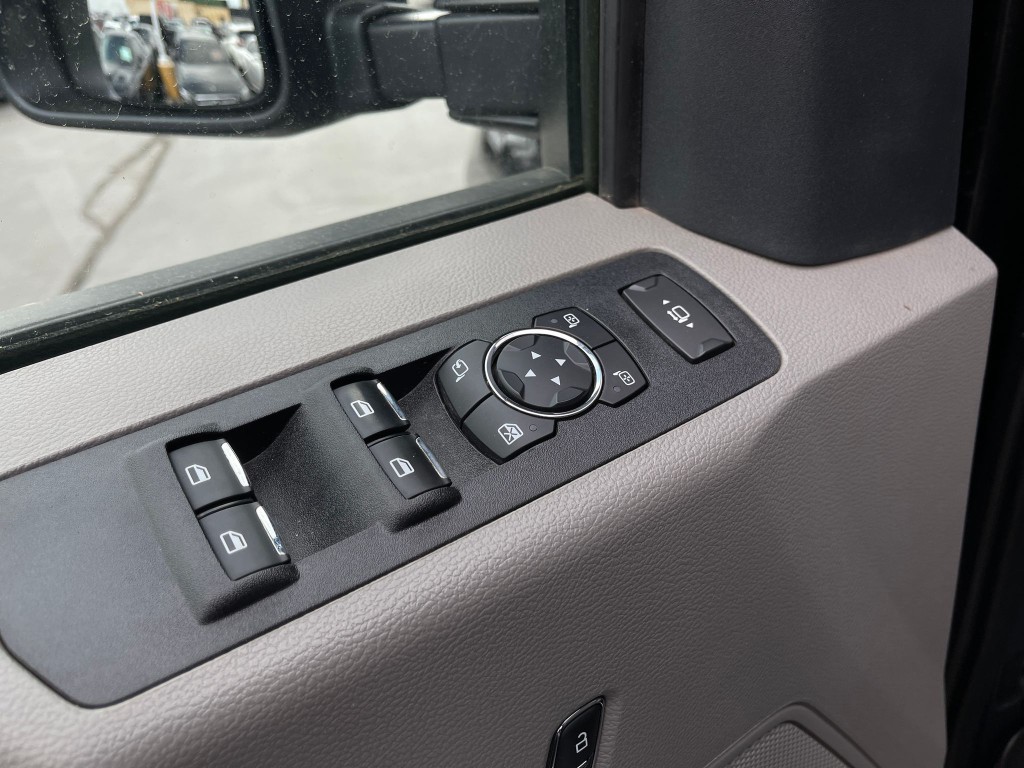 2022 Ford F-250 Image 14