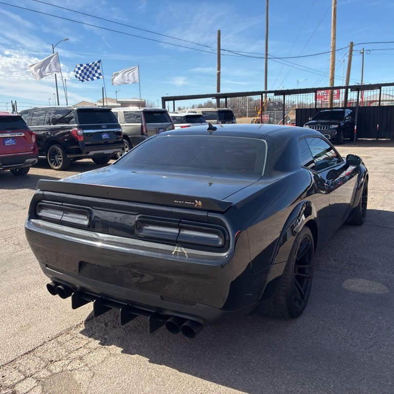 2022 Dodge Challenger Image 6