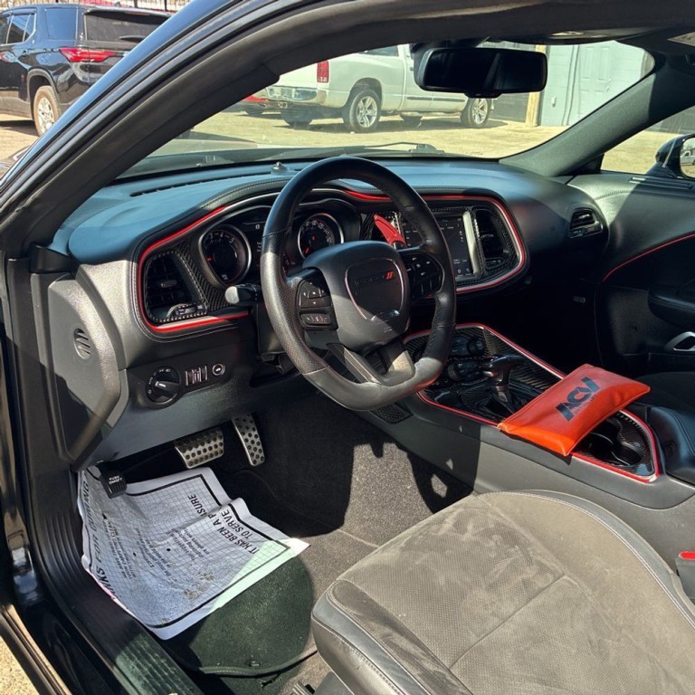 2022 Dodge Challenger Image 10
