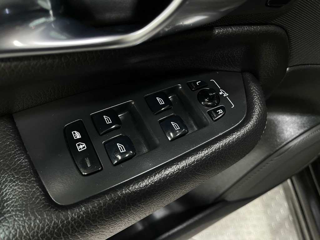 2021 Volvo XC90 Image 16