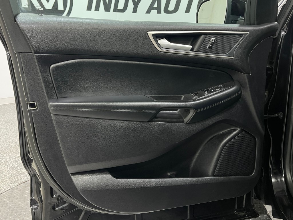 2021 Ford Edge Image 14