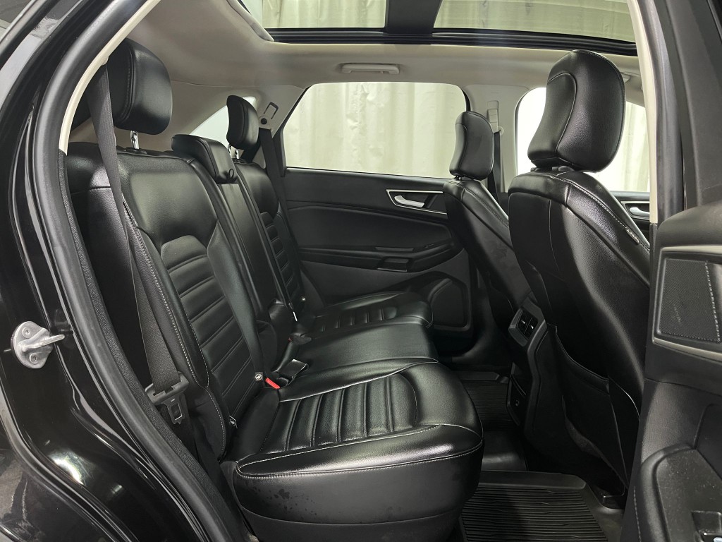 2021 Ford Edge Image 31