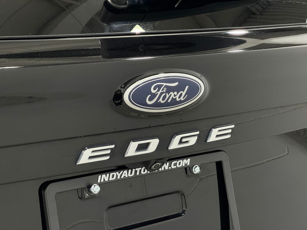 2021 Ford Edge Image 38
