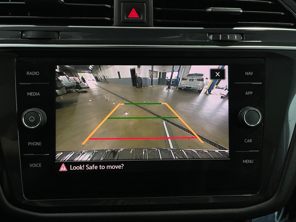 2021 Volkswagen Tiguan Image 11