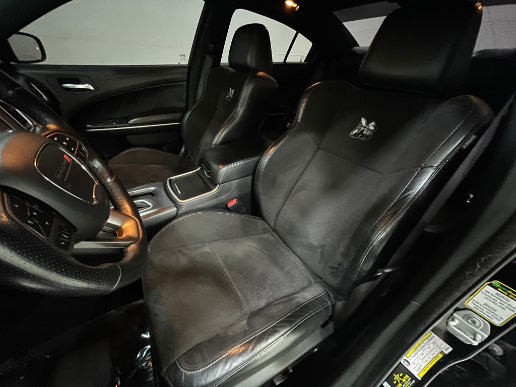 2021 Dodge Charger Image 12