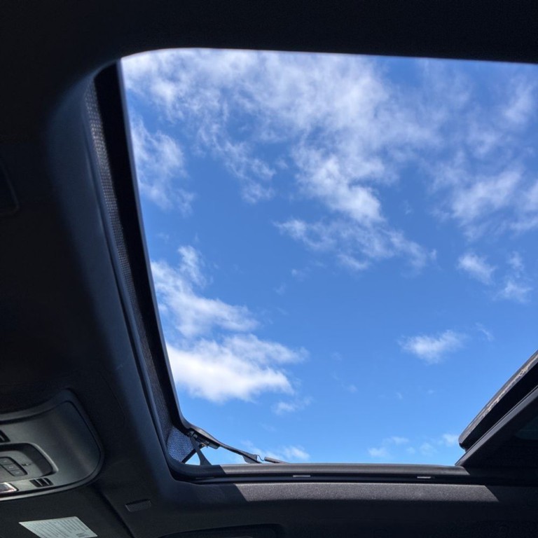 2021 Chevrolet Suburban Image 14