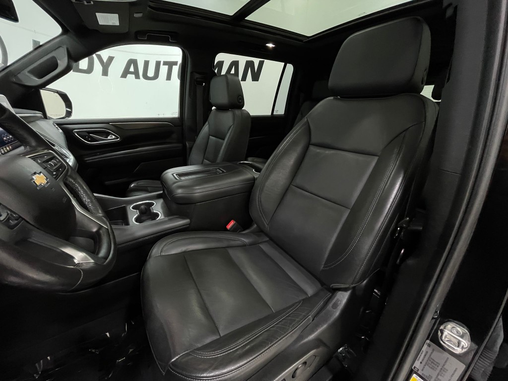 2021 Chevrolet Suburban Image 13
