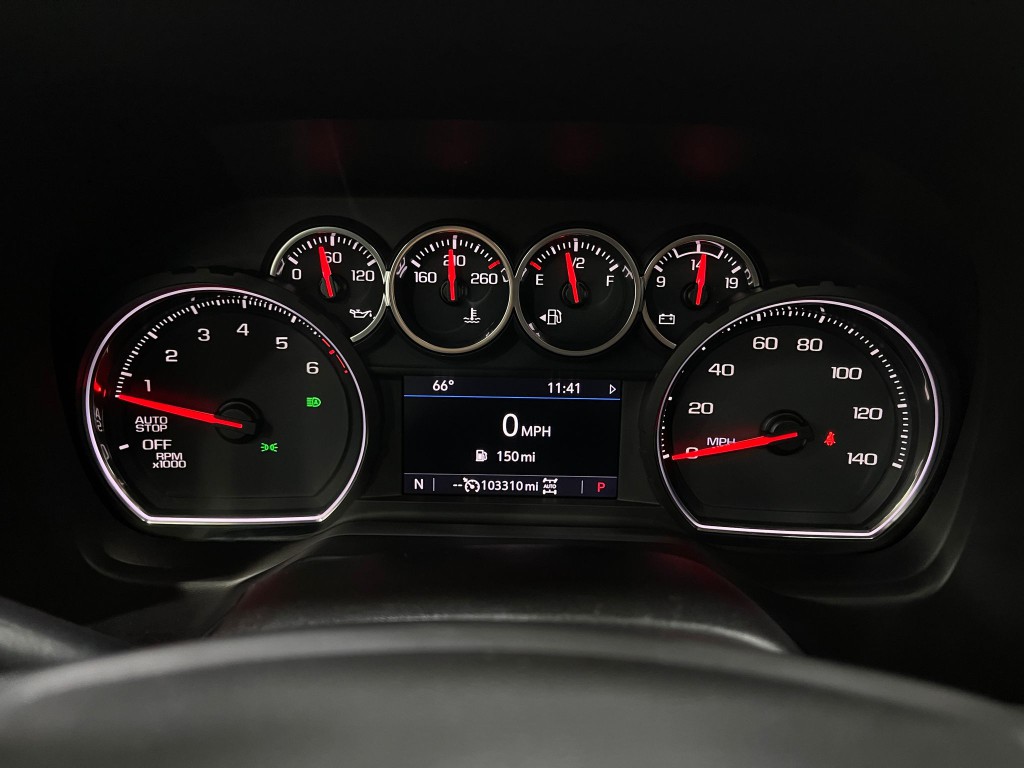 2021 Chevrolet Suburban Image 22