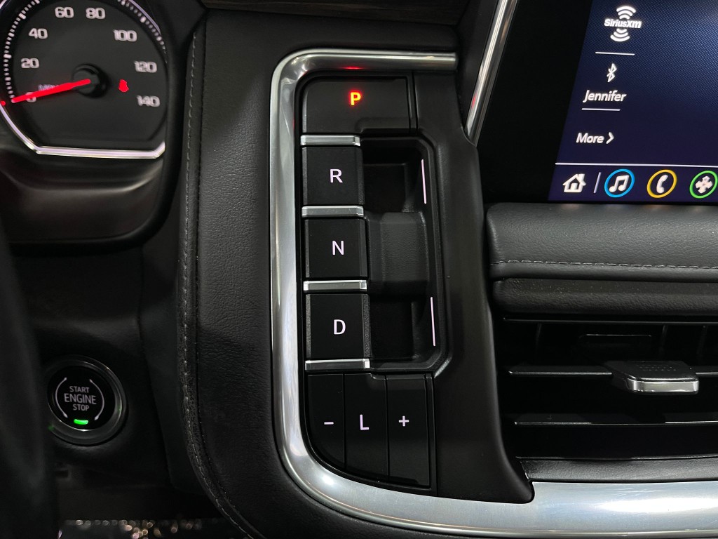 2021 Chevrolet Suburban Image 28