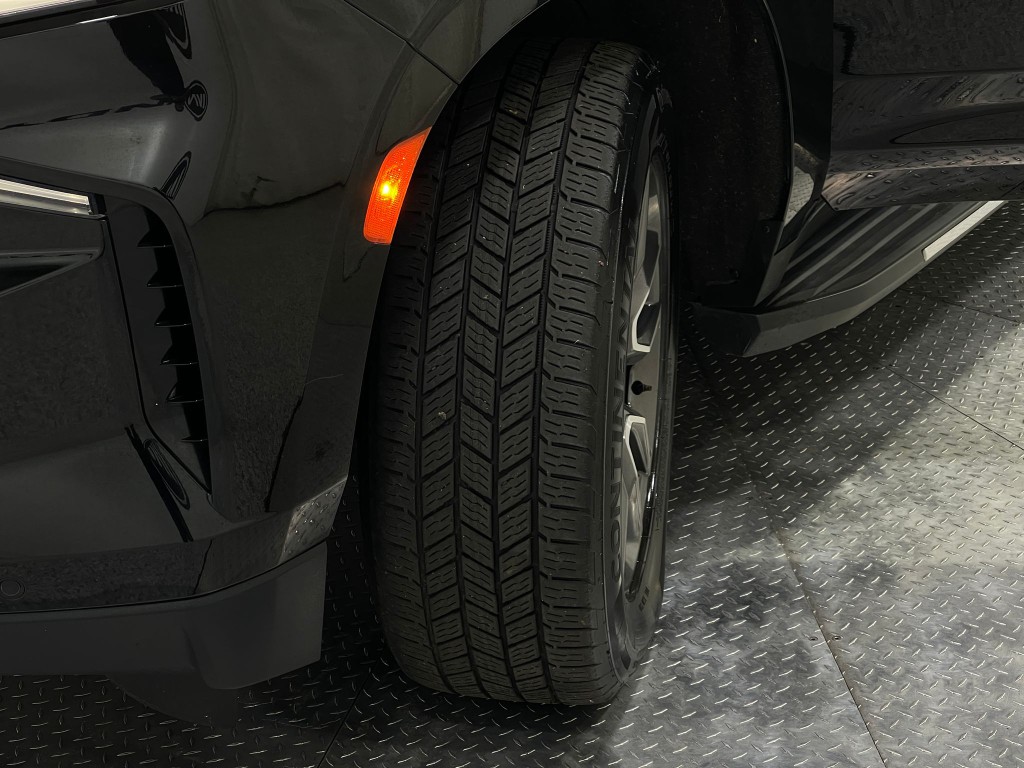 2021 Chevrolet Suburban Image 37