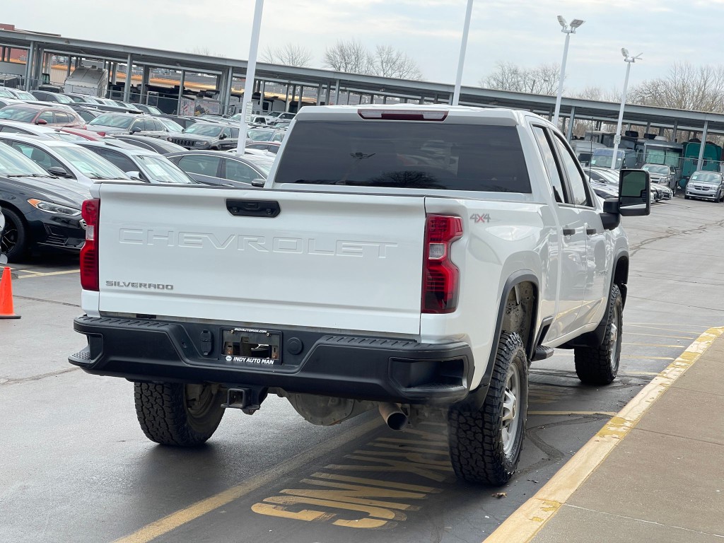 2021 Chevrolet Silverado 1500 Image 3
