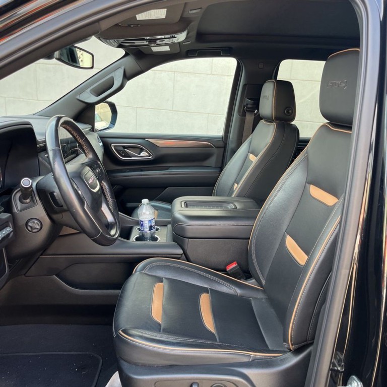 2021 GMC Yukon Image 7