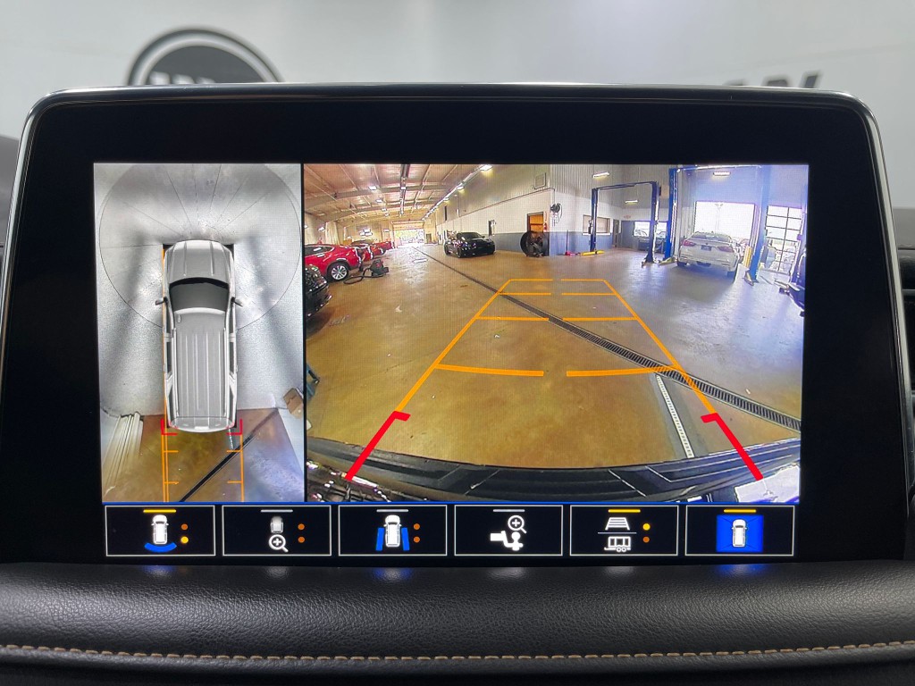 2021 GMC Yukon Image 10