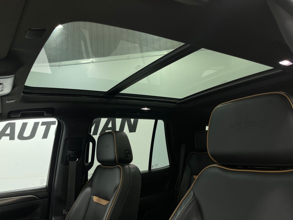 2021 GMC Yukon Image 11