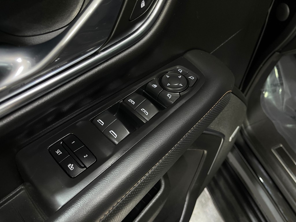 2021 GMC Yukon Image 15